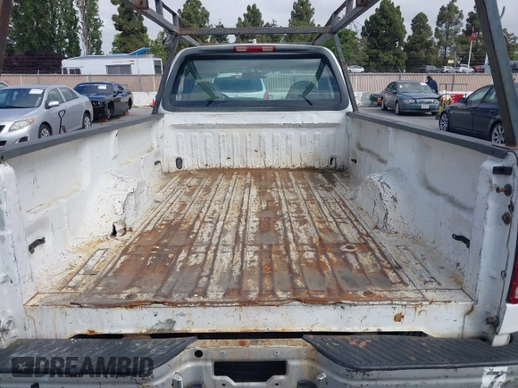 2000 Ford F-150 XL with VIN 1FTZF1724YNB21874, listed as a IAAI auction lot 42489948 with 117,906 mi miles and . Bid and sale history available at DreamBid. Image 8.