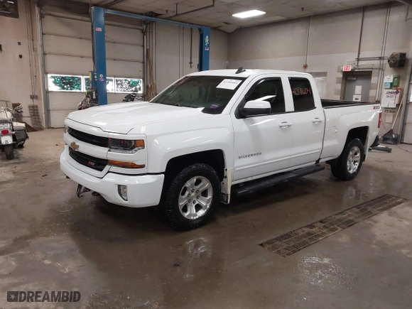 2018 Chevrolet Silverado 1500 LT with VIN 1GCVKREC6JZ239038, listed as a IAAI auction lot 41391604 with 134,129 mi miles. Bid and sale history available at carsss.com. Image 2.