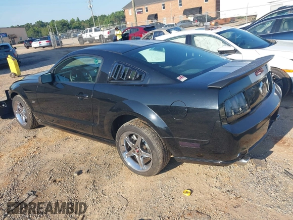 2005 Ford Mustang GT Deluxe with VIN 1ZVHT82H455205677, listed as a IAAI auction lot 42651512 with 221,876 mi miles and . Bid and sale history available at DreamBid. Image 3.