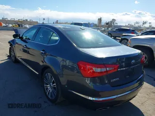 2015 Kia Cadenza Premium with VIN KNALN4D72F5176568, listed as a IAAI auction lot 41755575 with 117,780 mi miles. Bid and sale history available at carsss.com. Image 3.