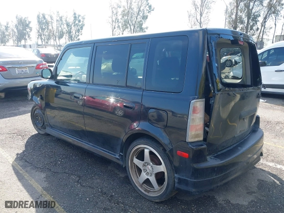 2004 Scion xB with VIN JTLKT324840149980, listed as a IAAI auction lot 41670229 with 193,674 mi miles. Bid and sale history available at carsss.com. Image 3.