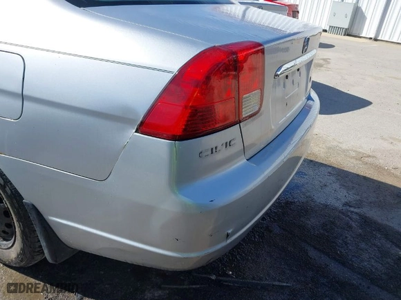 2003 Honda Civic LX with VIN 1HGES166X3L018219, listed as a IAAI auction lot 41814094 with 261,214 mi miles. Bid and sale history available at carsss.com. Image 12.