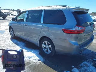 2017 Toyota Sienna LE Auto Access Seat with VIN 5TDKZ3DC1HS858686, listed as a IAAI auction lot 41632546 with 195,088 mi miles. Bid and sale history available at carsss.com. Image 3.