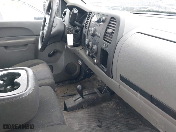 2011 Chevrolet Silverado 1500 Work Truck with VIN 1GCNKPEX8BZ243133, listed as a IAAI auction lot 41796052 with 123,709 mi miles. Bid and sale history available at carsss.com. Image 5.