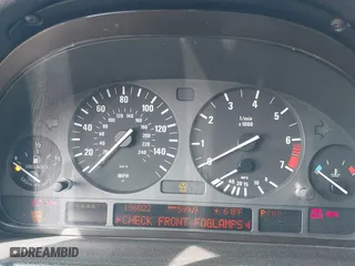 2005 BMW X5 3.0i with VIN 5UXFA13555LY20390, listed as a IAAI auction lot 41903119 with 196,022 mi miles. Bid and sale history available at carsss.com. Image 7.