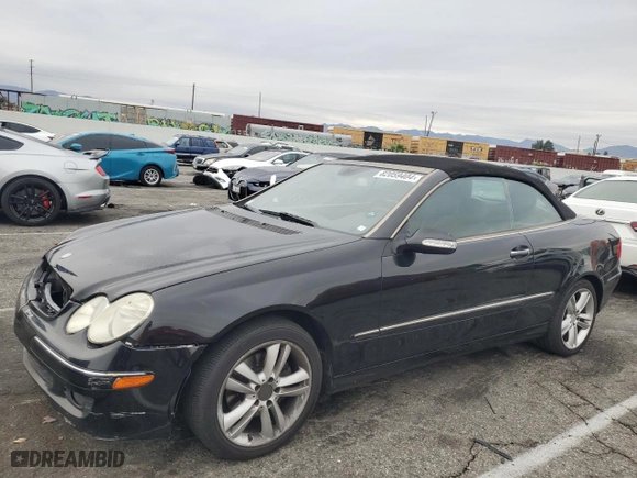 2008 Mercedes-Benz CLK-Class 3.5L with VIN WDBTK56F28F250346, listed as a Copart auction lot 82059404 with 124,621 mi miles and Clean Title. Bid and sale history available at carsss.com. Image 1.