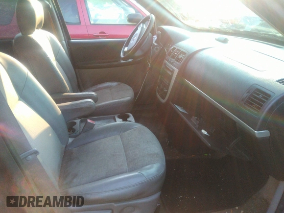 2006 Pontiac Montana SV6 with VIN 1GMDV33LX6D229549, listed as a IAAI auction lot 34789099 with 236,978 mi miles. Bid and sale history available at carsss.com. Image 5.