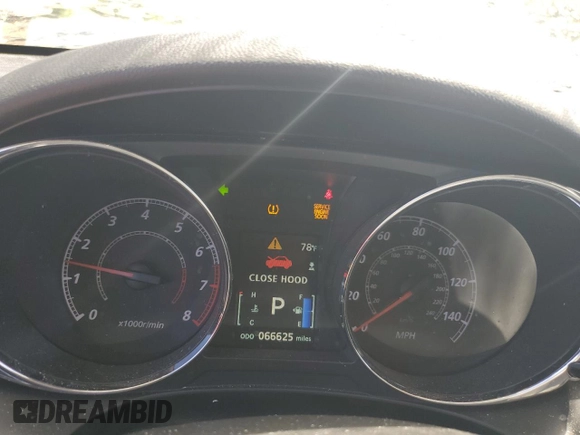 2018 Mitsubishi Outlander SEL with VIN JA4AP4AW8JU003405, listed as a Copart auction lot 52287615 with 66,625 mi miles and Salvage title. Bid and sale history available at DreamBid. Image 9.