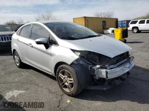 2018 Ford Fiesta SE z VIN 3FADP4BJ3JM110152, wystawiony jako Copart lot #50813155 z przebiegiem 90 729 mil mil oraz Szkoda całkowita • Salvage title. Historia ofert i sprzedaży dostępna na DreamBid. Obrazek 4.