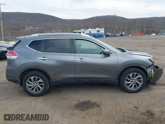 2015 Nissan Rogue SL with VIN 5N1AT2MV9FC858339, listed as a IAAI auction lot 41847604 with 147,894 mi miles. Bid and sale history available at carsss.com. Image 13.