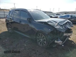 2020 BMW X5 xDrive40i z VIN 5UXCR6C08L9C63999, wystawiony jako Copart lot #51175795 z przebiegiem Nie podano mil oraz Szkoda całkowita • Salvage title. Historia ofert i sprzedaży dostępna na DreamBid. Obrazek 4.