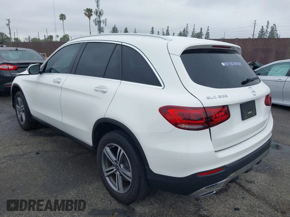 2020 Mercedes-Benz GLC with VIN W1N0G8DB6LF801516, listed as a IAAI auction lot 41902240 with 67,119 mi miles. Bid and sale history available at carsss.com. Image 3.
