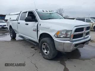 2013 Ram 2500 Tradesman with VIN 3C6UR5HL3DG563684, listed as a IAAI auction lot 41712070 with 403,762 mi miles. Bid and sale history available at carsss.com. Image 1.