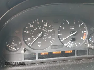 2006 BMW X5 4.4i with VIN 5UXFB53586LV24236, listed as a Copart auction lot 61552494 with 176,776 mi miles and Non Repairable. Bid and sale history available at carsss.com. Image 9.