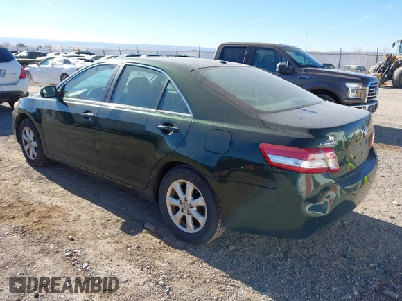 2011 Toyota Camry LE z VIN 4T4BF3EK5BR107738, wystawiony jako IAAI lot #41477614 z przebiegiem 154 464 mil mil oraz . Historia ofert i sprzedaży dostępna na DreamBid. Obrazek 3.