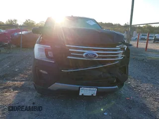 2019 Ford Expedition Max XLT z VIN 1FMJK1HT4KEA36195, wystawiony jako IAAI lot #41764739 z przebiegiem 106 543 mil mil oraz . Historia ofert i sprzedaży dostępna na DreamBid. Obrazek 12.