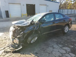 2022 Hyundai Accent SE z VIN 3KPC24A67NE177483, wystawiony jako Copart lot #42511895 z przebiegiem Nie podano mil oraz Szkoda całkowita • Salvage title. Historia ofert i sprzedaży dostępna na DreamBid. Obrazek 1.