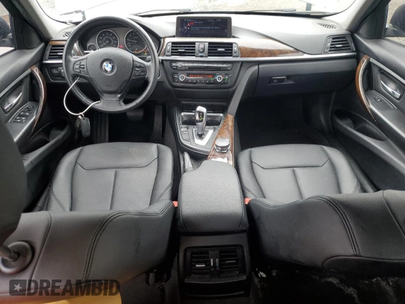 2015 BMW 3 Series 320i xDrive with VIN WBA3C3G51FNT51452, listed as a Copart auction lot 55426245 with 81,001 mi miles and Salvage title. Bid and sale history available at DreamBid. Image 8.