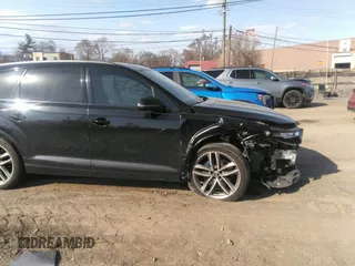 2017 Audi Q7 Prestige with VIN WA1VAAF78HD026650, listed as a IAAI auction lot 41841616 with 105,396 mi miles and . Bid and sale history available at DreamBid. Image 13.