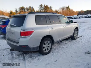 2012 Toyota Highlander with VIN 5TDBK3EH6CS154393, listed as a IAAI auction lot 41541058 with 143,314 mi miles. Bid and sale history available at carsss.com. Image 4.