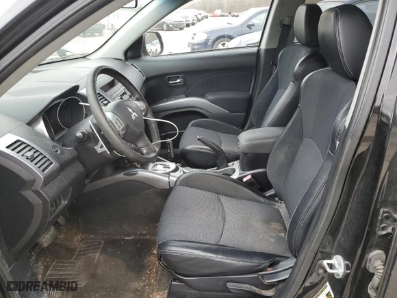 2009 Mitsubishi Outlander XLS with VIN JA4MT41X19Z012382, listed as a Copart auction lot 58723154 with 110,509 mi miles and Salvage Title. Bid and sale history available at carsss.com. Image 7.