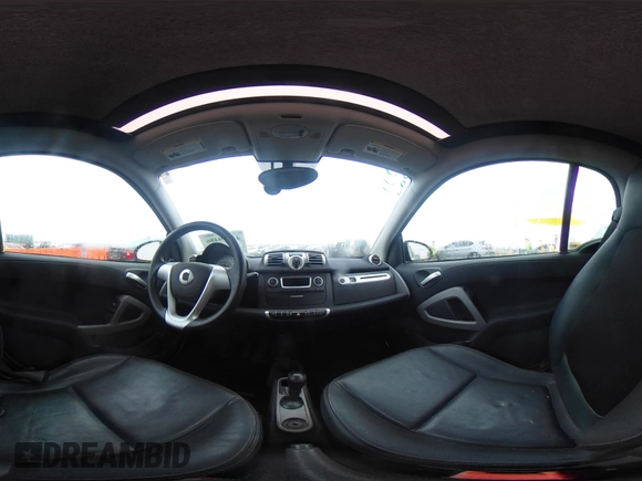 2015 Smart fortwo Passion with VIN WMEEJ3BA9FK819985, listed as a IAAI auction lot 41879486 with 79,394 mi miles. Bid and sale history available at carsss.com. Image 18.