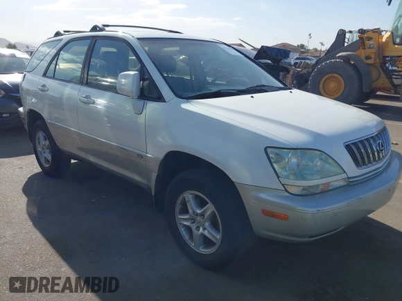 2002 Lexus RX with VIN JTJHF10U320269586, listed as a IAAI auction lot 41264933 with 156,164 mi miles. Bid and sale history available at carsss.com. Image 1.