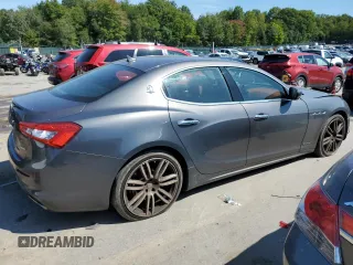 2019 Maserati Ghibli S Q4 GranLusso with VIN ZAM57YTL2K1309855, listed as a Copart auction lot 70747164 with 38,614 mi miles and Salvage Title. Bid and sale history available at carsss.com. Image 3.