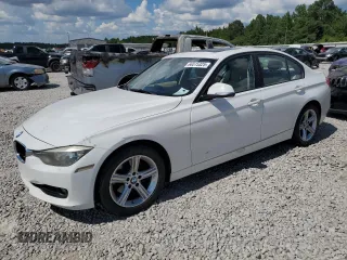 2013 BMW 3 Series 328i z VIN WBA3A5G58DNP22699, wystawiony jako Copart lot #66515325 z przebiegiem 151 622 mil mil oraz Czysty tytuł • Clean title. Historia ofert i sprzedaży dostępna na DreamBid. Obrazek 1.