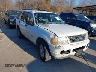 2004 Ford Explorer XLT z VIN 1FMZU73W44ZA61840, wystawiony jako IAAI lot #41379852 z przebiegiem 221 051 mil mil oraz . Historia ofert i sprzedaży dostępna na DreamBid. Obrazek 1.