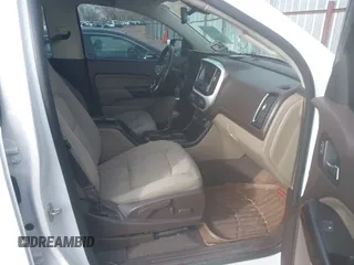 2019 GMC Canyon 4WD SLE z VIN 1GTG6CEN5K1297945, wystawiony jako IAAI lot #41308105 z przebiegiem 93 226 mil mil oraz . Historia ofert i sprzedaży dostępna na DreamBid. Obrazek 5.