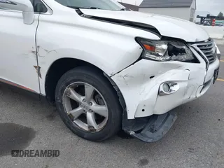 2015 Lexus RX 350 с VIN JTJZK1BA9F2422114, выставлен на аукционе IAAI как лот 42032861 с пробегом Не указан миль и . История ставок и продаж доступна на DreamBid. Изображение 17.