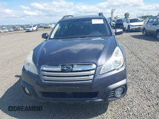 2014 Subaru Outback Premium with VIN 4S4BRBCC5E3247600, listed as a IAAI auction lot 42213039 with 225,027 mi miles and . Bid and sale history available at DreamBid. Image 12.
