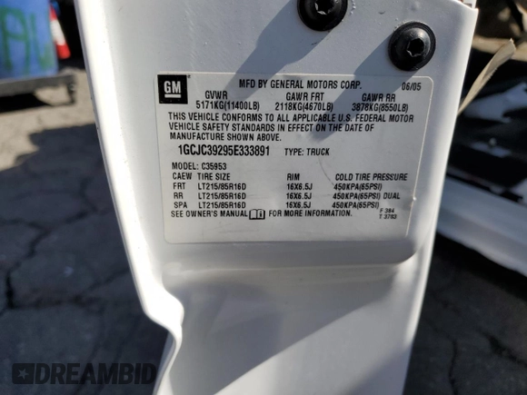 2005 Chevrolet Silverado 1500 with VIN 1GCJC39295E333891, listed as a Copart auction lot 47073785 with Not Provided miles and Non Repairable. Bid and sale history available at DreamBid. Image 12.