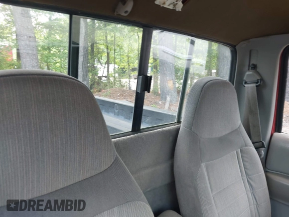1997 Ford Ranger XLT with VIN 1FTCR10A0VTA85378, listed as a IAAI auction lot 42190572 with 147,650 mi miles and . Bid and sale history available at DreamBid. Image 8.