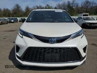 2023 Toyota Sienna XSE 25th Anniversary with VIN 5TDCSKFC6PS083719, listed as a Copart auction lot 71627604 with 71,367 mi miles and Salvage title. Bid and sale history available at DreamBid. Image 5.