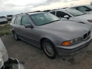 2000 BMW 5 Series 528iAt with VIN WBADP6345YBV63945, listed as a Copart auction lot 76298424 with 0 mi miles and Salvage Title. Bid and sale history available at carsss.com. Image 4.