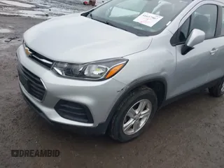 2020 Chevrolet Trax LS with VIN 3GNCJNSBXLL112258, listed as a IAAI auction lot 41657907 with 133,412 mi miles. Bid and sale history available at carsss.com. Image 6.