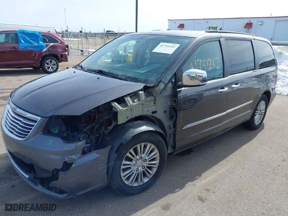2015 Chrysler Town & Country Touring-L with VIN 2C4RC1CGXFR743681, listed as a IAAI auction lot 41751262 with NaN miles. Bid and sale history available at carsss.com. Image 2.