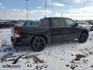 2020 Ram 1500 Big Horn with VIN 1C6SRFFT2LN395428, listed as a Copart auction lot 46041675 with 44,411 mi miles and Salvage Title. Bid and sale history available at carsss.com. Image 3.