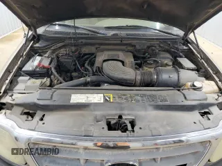 2003 Ford F-150 XL with VIN 1FTRX17L43NB70023, listed as a Copart auction lot 42103605 with 373,478 mi miles and Clean Title. Bid and sale history available at carsss.com. Image 11.