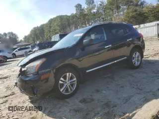 2015 Nissan Rogue S z VIN JN8AS5MV4FW761514, wystawiony jako Copart lot #44691575 z przebiegiem 133 481 mil mil oraz Szkoda całkowita • Salvage title. Historia ofert i sprzedaży dostępna na DreamBid. Obrazek 1.