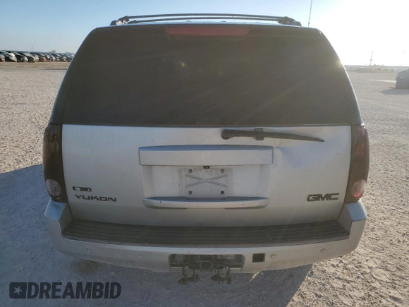 2009 GMC Yukon SLE w/3SB with VIN 1GKFK23079R128194, listed as a Copart auction lot 77213554 with 224,172 mi miles and Salvage Title. Bid and sale history available at carsss.com. Image 6.