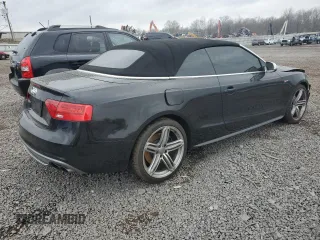 2013 Audi S5 Premium Plus z VIN WAUCGAFHXDN007684, wystawiony jako Copart lot #49976475 z przebiegiem 59 301 mil mil oraz Szkody całkowita. Historia ofert i sprzedaży dostępna na DreamBid. Obrazek 3.