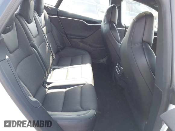 2018 Tesla Model S 75D с VIN 5YJSA1E27JF241451, выставлен на аукционе IAAI как лот 42374353 с пробегом 76 543 миль миль и . История ставок и продаж доступна на DreamBid. Изображение 8.