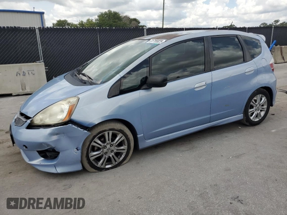 2010 Honda Fit Sport with VIN JHMGE8H64AC032634, listed as a Copart auction lot 61795825 with 143,593 mi miles and Salvage title. Bid and sale history available at DreamBid. Image 1.