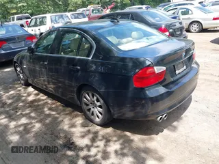 2006 BMW 3 Series 330i with VIN WBAVB33526KS32960, listed as a IAAI auction lot 42799135 with 150,736 mi miles and . Bid and sale history available at DreamBid. Image 3.