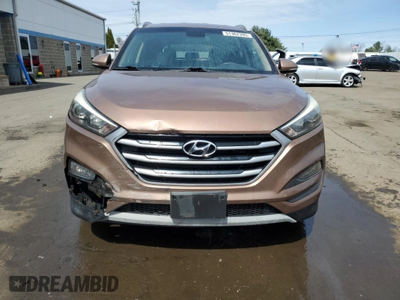 2017 Hyundai Tucson Sport with VIN KM8J3CA29HU577932, listed as a Copart auction lot 51362395 with 75,490 mi miles and Salvage Title. Bid and sale history available at DreamBid. Image 5.