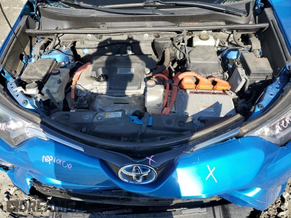 2016 Toyota RAV4 Hybrid XLE with VIN JTMRJREV4GD003211, listed as a Copart auction lot 52111305 with 79,404 mi miles and Salvage Title. Bid and sale history available at carsss.com. Image 12.