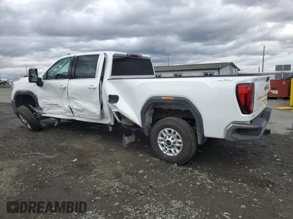 2023 GMC Sierra 2500HD SLE z VIN 1GT49MEY3PF207695, wystawiony jako Copart lot #47920145 z przebiegiem 55 183 mil mil oraz Szkoda całkowita • Salvage title. Historia ofert i sprzedaży dostępna na DreamBid. Obrazek 2.
